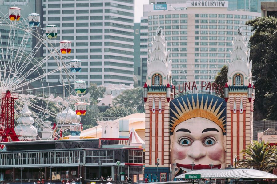 Microhire-LunaPark-Sydney-Harbour
