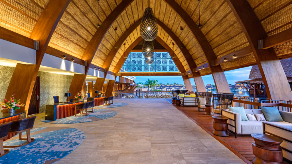 nanmc-lobby-0058-hor-wide
