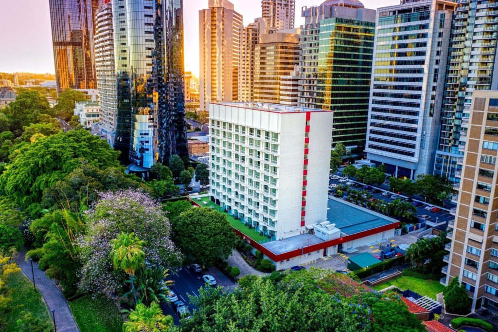 Microhire-RoyalOnThePark-Brisbane
