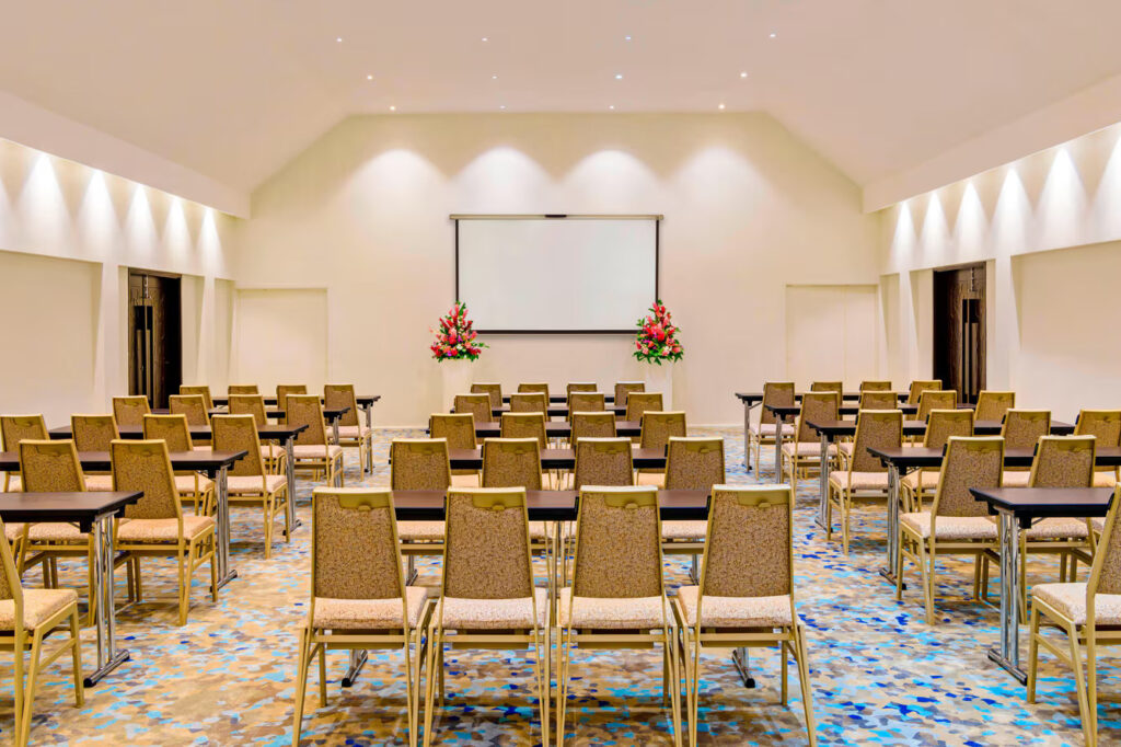 Sheraton Resort & Spa Tokoriki Island (1) Microhire-Sheraton-Fiji-Tokoriki-Island-Conference-AV