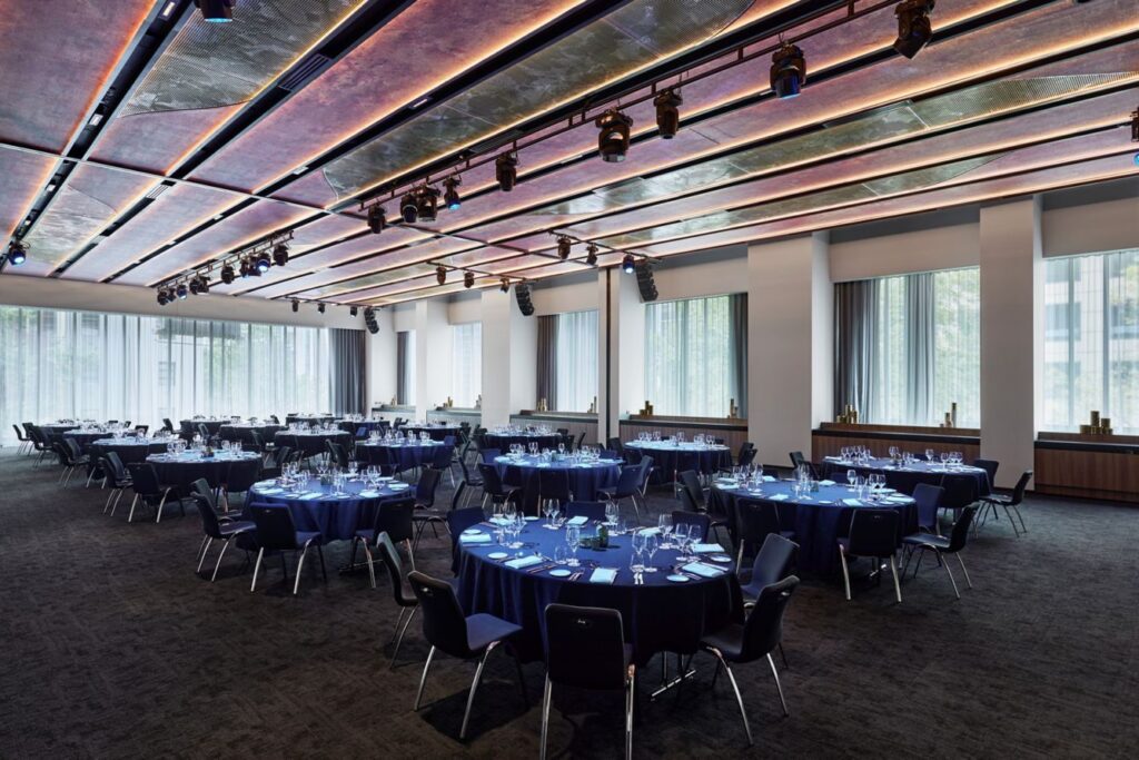 W Melbourne (4) Microhire-WHotels-Melbourne-Gala-AV