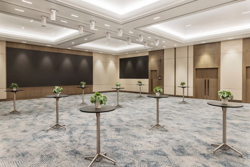 jw-akljw-ballroom-cocktail-40032_Classic-Hor