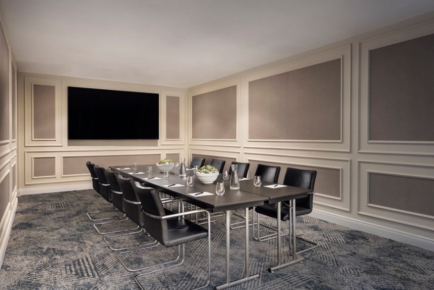 jw-akljw-boardroom-17580_Classic-Hor