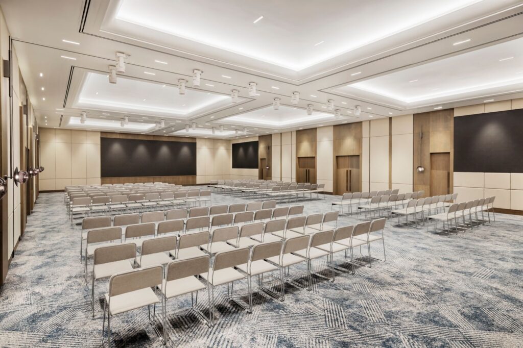 jw-akljw-full-ballroom-11288_Classic-Hor